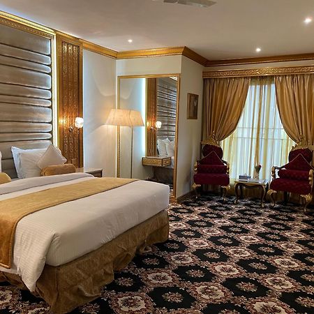 Indus Hotel Hyderabad Ngoại thất bức ảnh