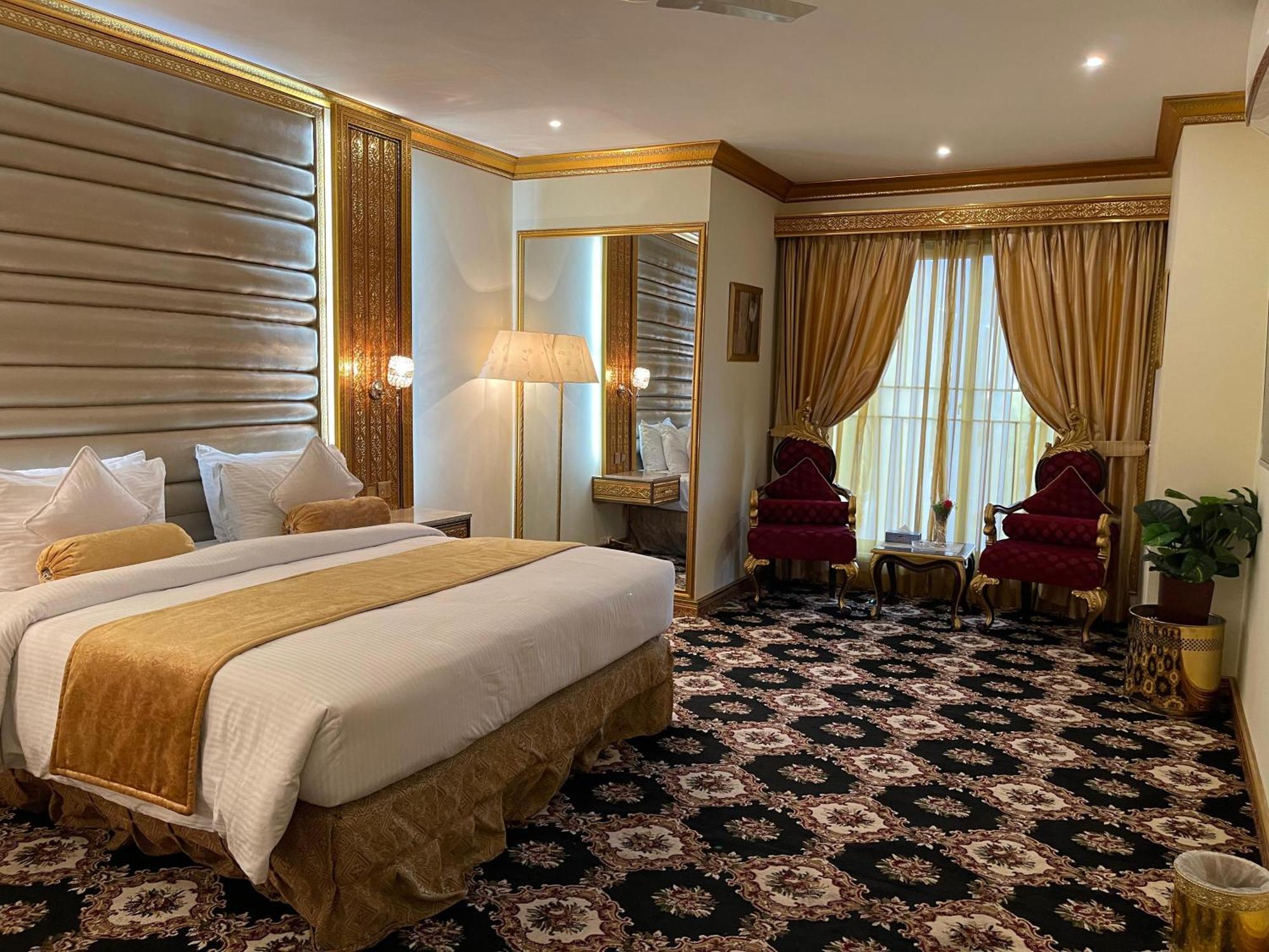 Indus Hotel Hyderabad Ngoại thất bức ảnh