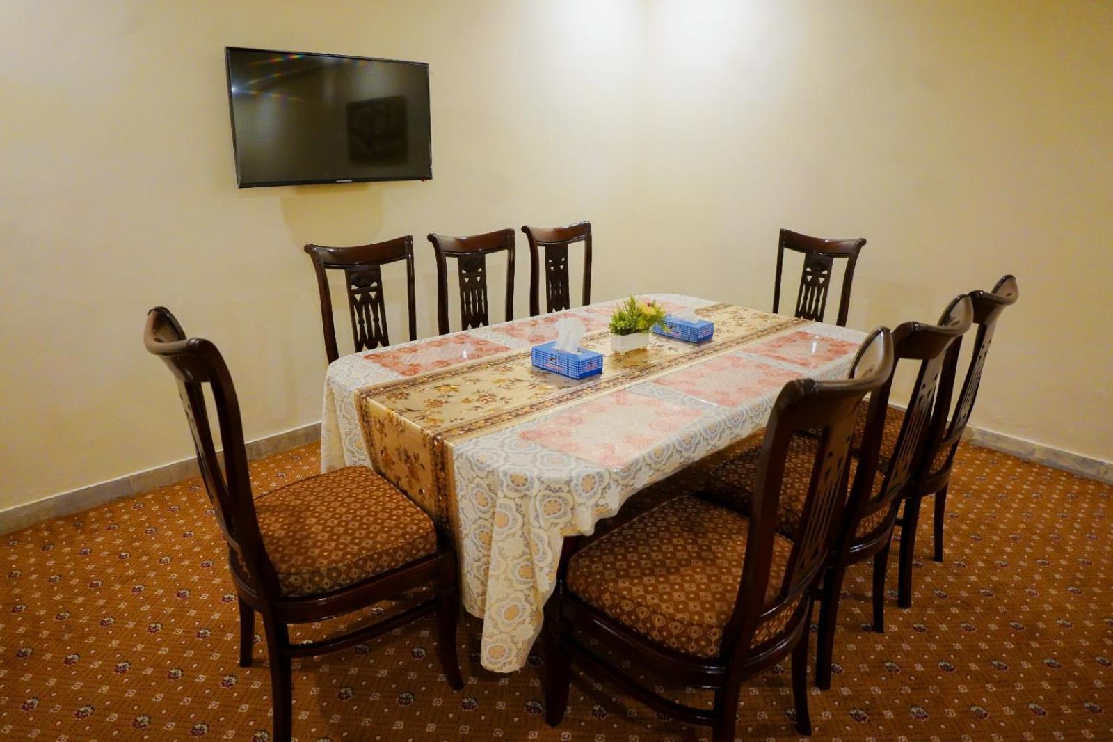 Indus Hotel Hyderabad Ngoại thất bức ảnh