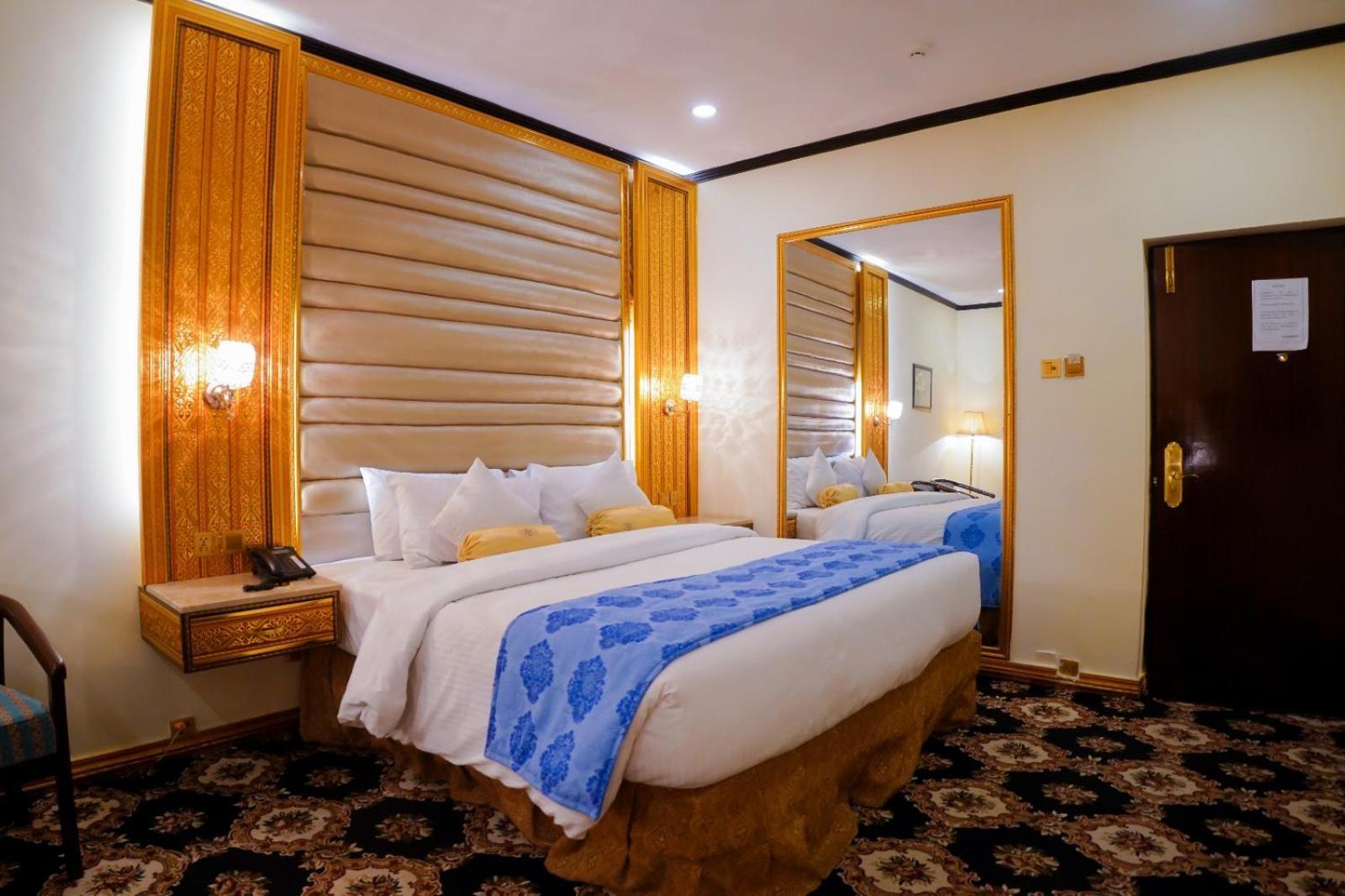 Indus Hotel Hyderabad Ngoại thất bức ảnh