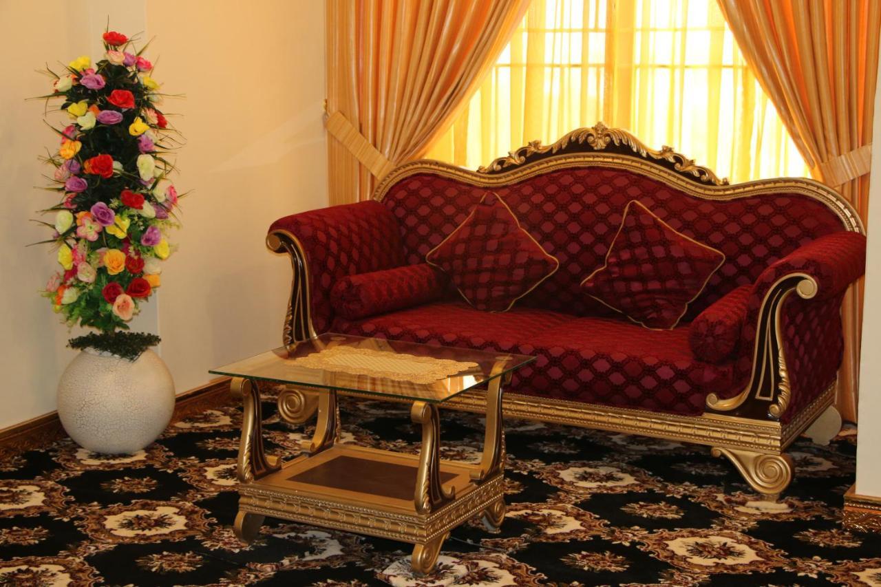 Indus Hotel Hyderabad Ngoại thất bức ảnh