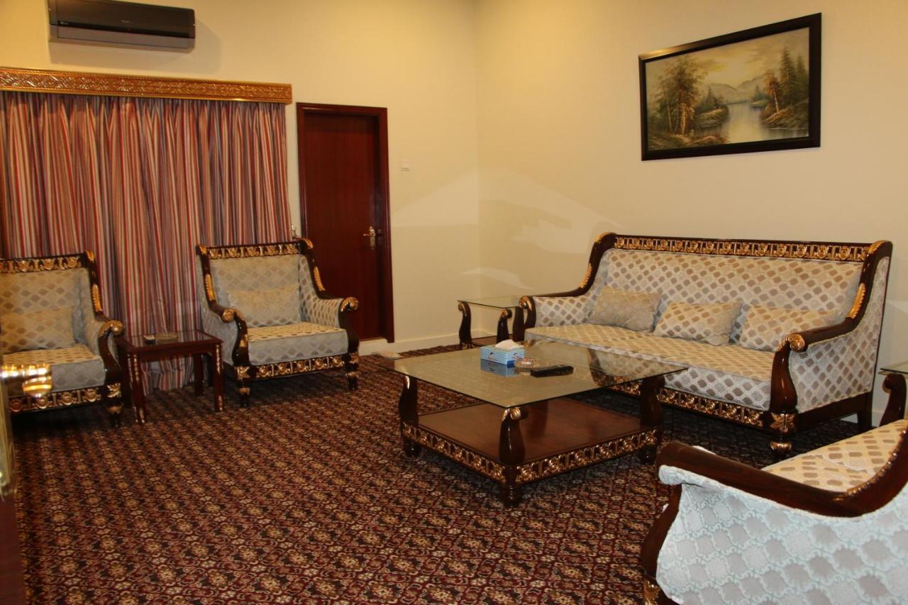 Indus Hotel Hyderabad Ngoại thất bức ảnh